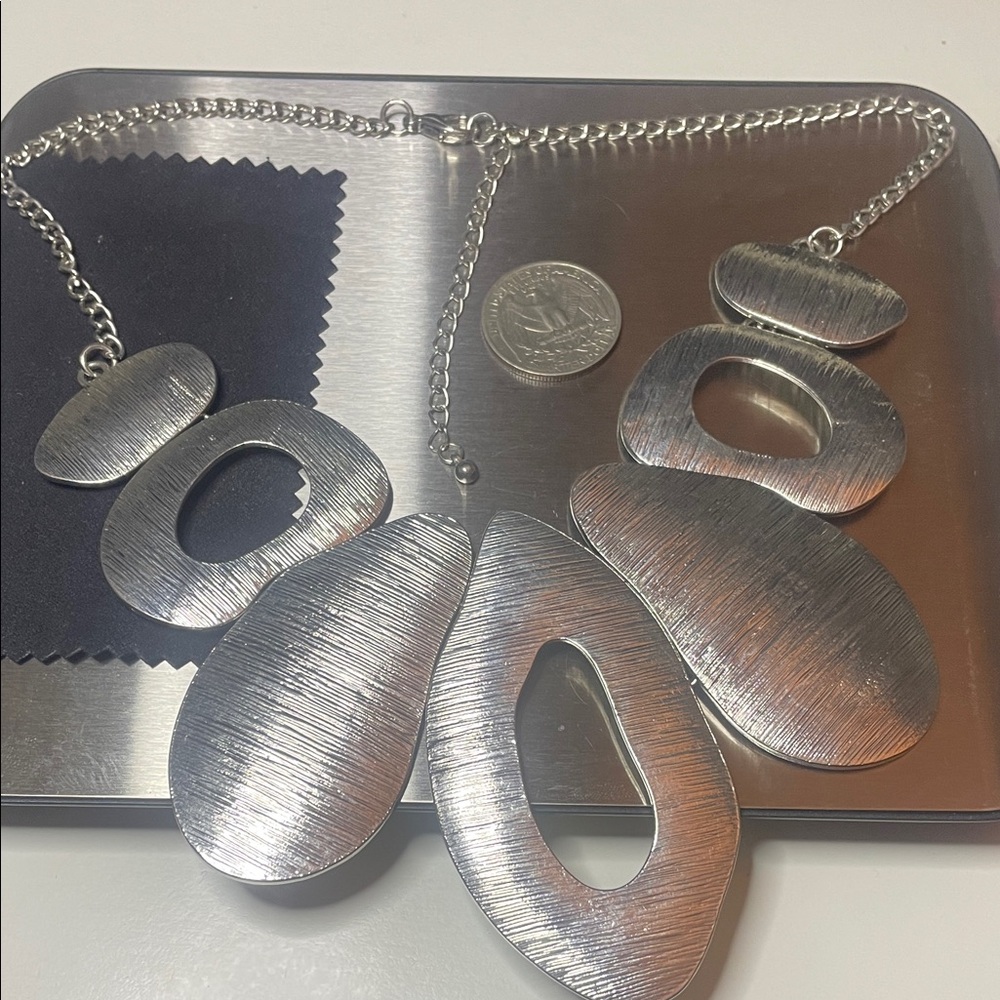 Silver Statement Necklace - unmarked